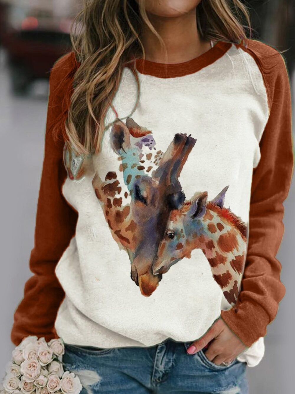 T-Shirts Giraffe Print Round Neck Long Sleeve T-Shirt for Women - Image 3